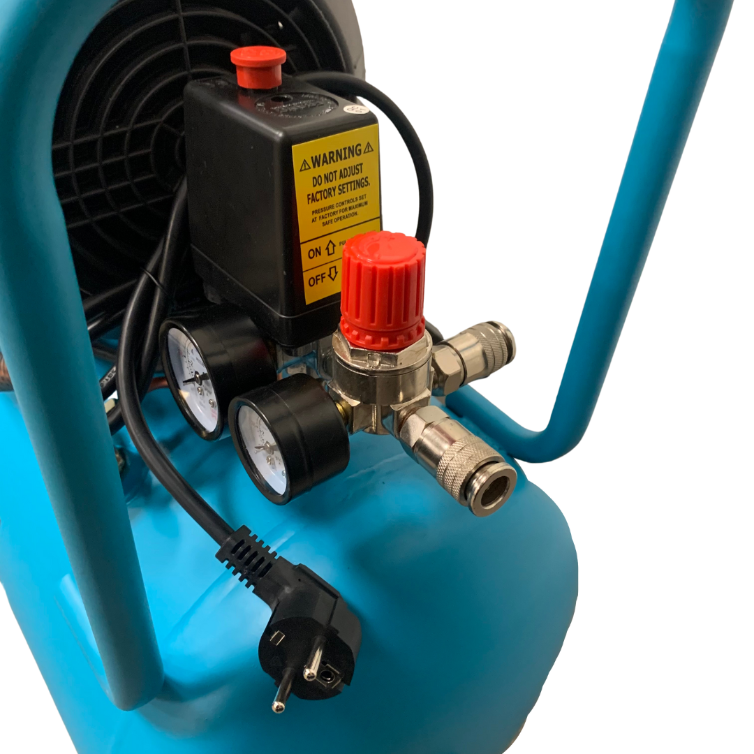 GTM PRO air compressor 2cil / 70L 3kW 420 l / min