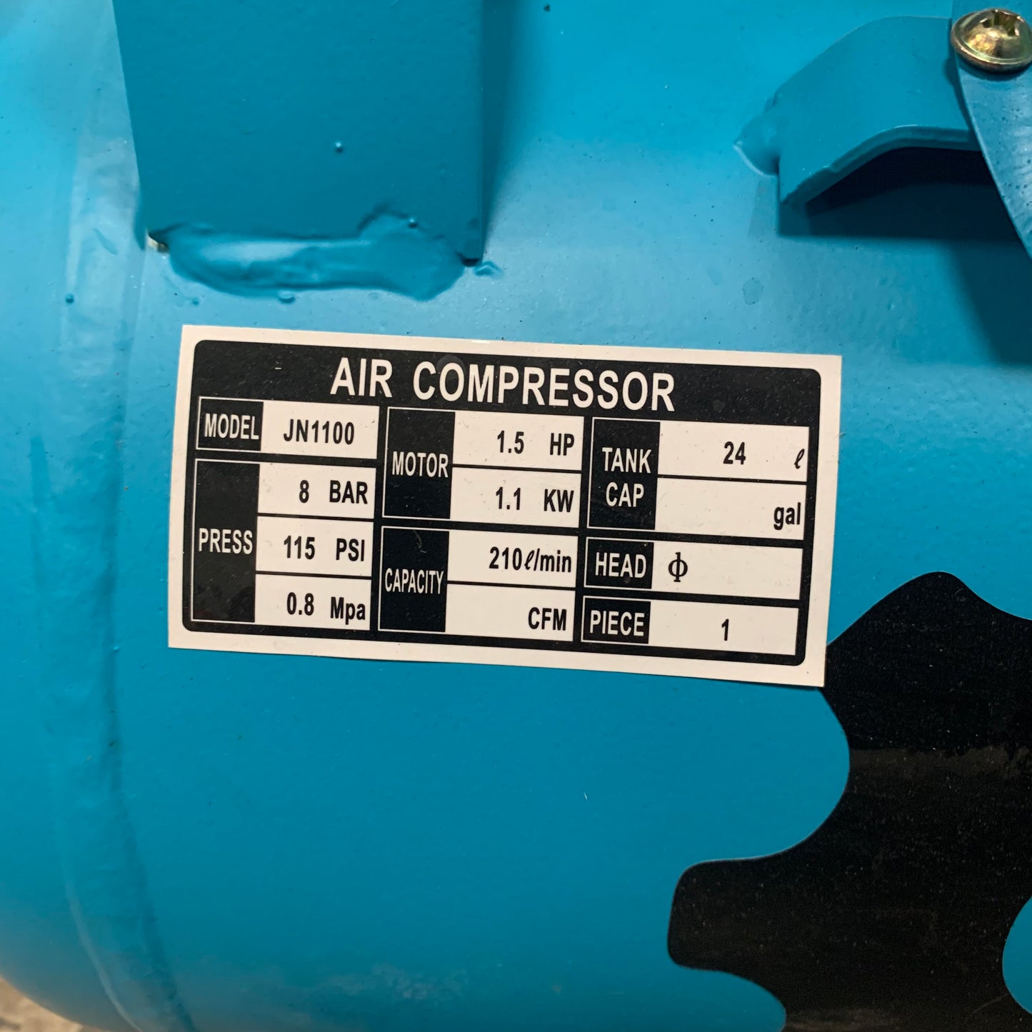 Oil-free air compressor GTM 24L 210l / min